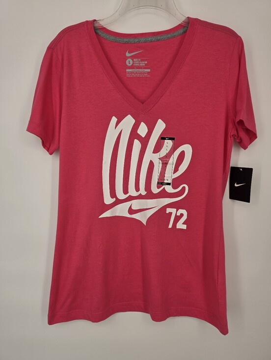 Nike Tops - NWT Nike Women’s Large Pink V Neck Graphic Tee Slim Fit Casual Activewear Shirt